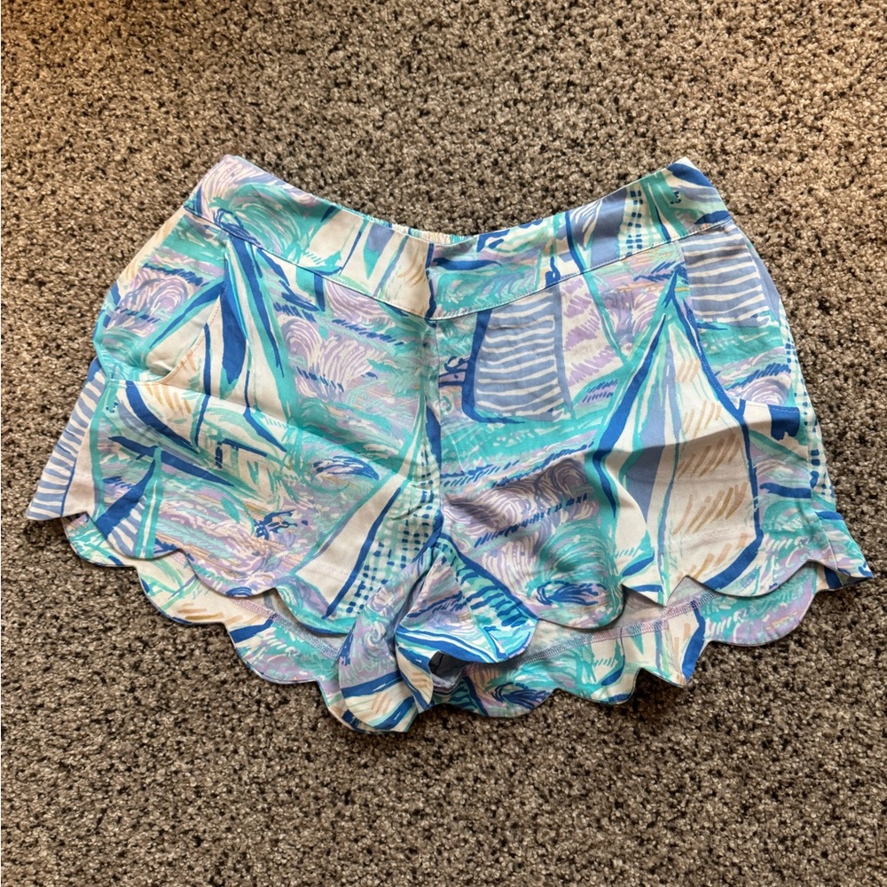 Lilly Pulitzer Dahlia Verbena Aboat Time Sailboat Scalloped Shorts Medium